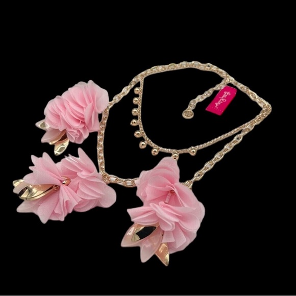 Lilly Pulitzer Jewelry - Lilly Pulitzer Gold Tone Pink Flower Petal Drop Necklace NWT